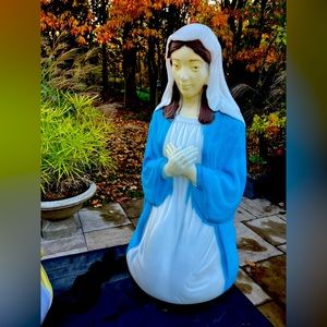 Holy Mother Mary Blow mold